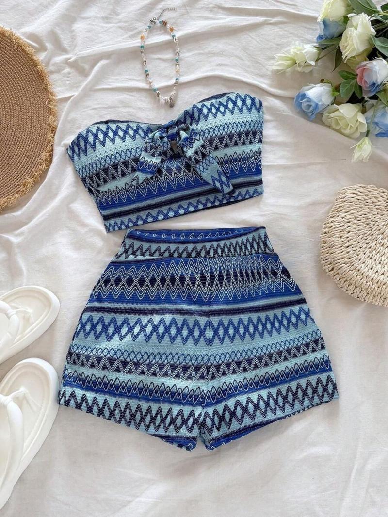 Women's Striped Pattern Crop Tube Top & High Waist Shorts Set, Casual Fashion Cozy Two Piece Set for Daily Outdoor Wear, Ladies Clothes for All Seasons