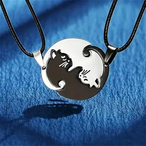 2pcs/Set Cute Black And White Cat Pendant 304L 304L Stainless Steel Cat Embrace Couple Necklace Jewelry Gift for Men And Women Pendant Chain Birthday Gift Necklace for Best Friends Necklace Necklace Pendant Father'S Day And Mother'S Day Gifts