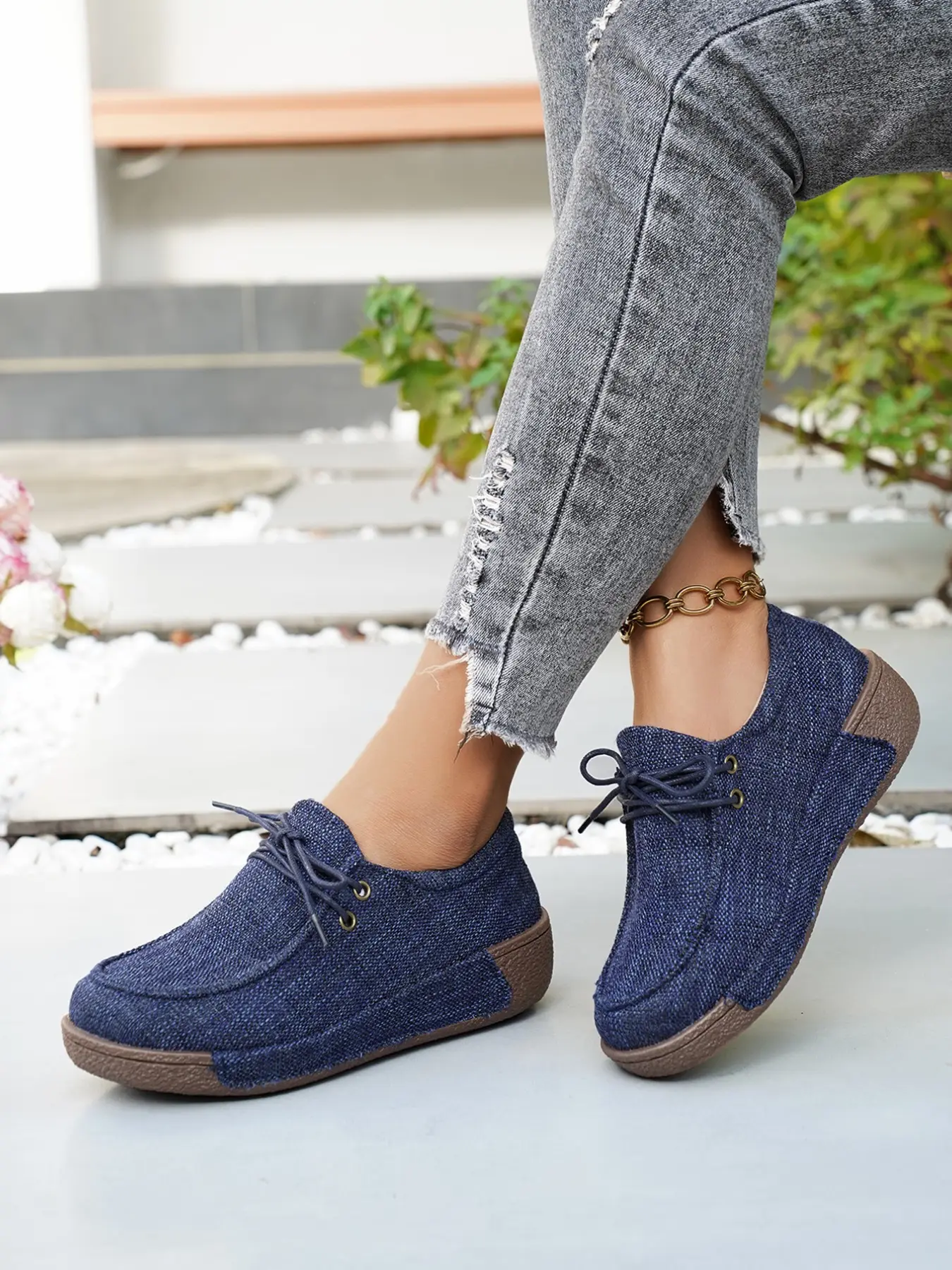Four-Season Versatile Canvas Casual Shoes, Lazy Tie Comfortable Low Top Women's Daily Commute Flat Shoes, Stylish and Practical Footwear