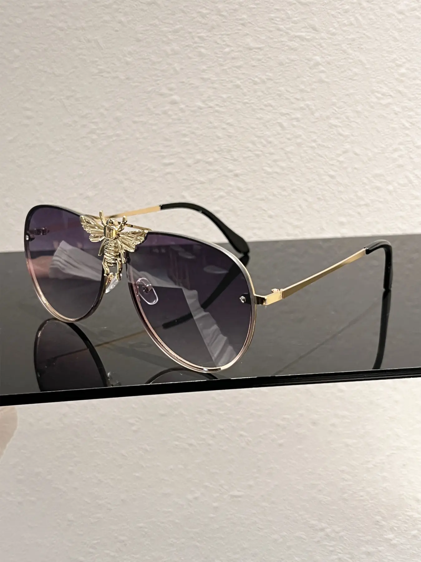 New Fashion Retro Frog Goggles with Bee Decorative Frame, Luxury Metal Temple Trendy Casual Sunglasses, Trendy High-End Style Eyewear, Stylish Glasses