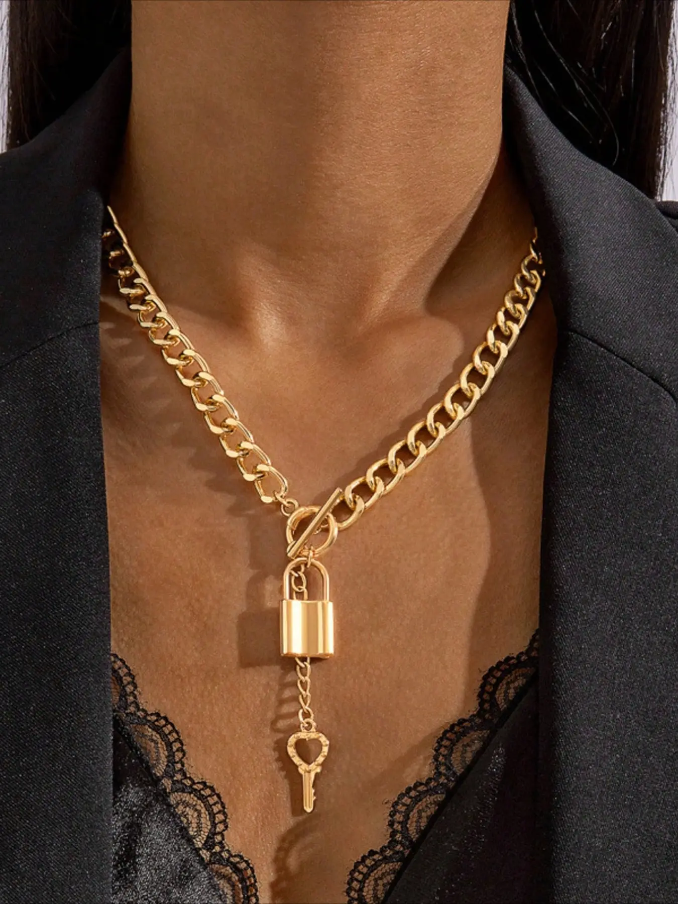 1Pc Gold Toggle Clasp Cuban Chain Necklace with Padlock and Heart Key Pendant Minimalist Hip Hop Jewelry Suitable for Daily Office Party Outfits Ideal Gift for Women.