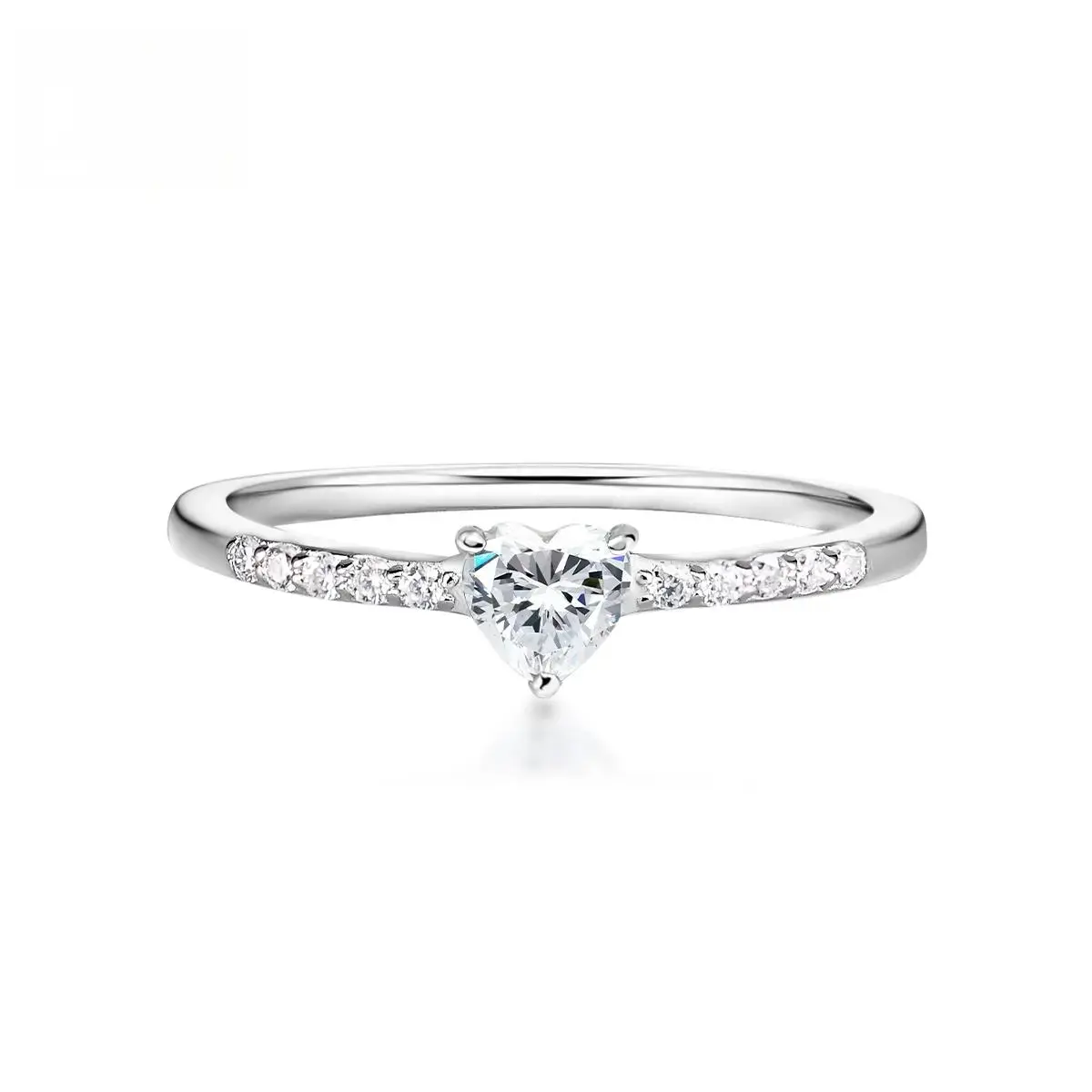 14k Gold-Plated Chic Iced Out Heart Ring Lab-Created Moissanite Ring S925 Sterling Silver Moissanite Jewelry Perfect Christmas Gift