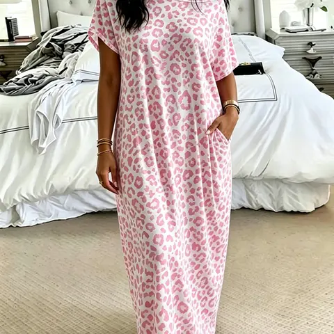 Women's Plus Size Printed Long Dress, Casual Loose Short Sleeve Dress with Pockets, Soft Elastic Summer Cover-Up for Home & Outdoor Wear, Boho Lounge Dress