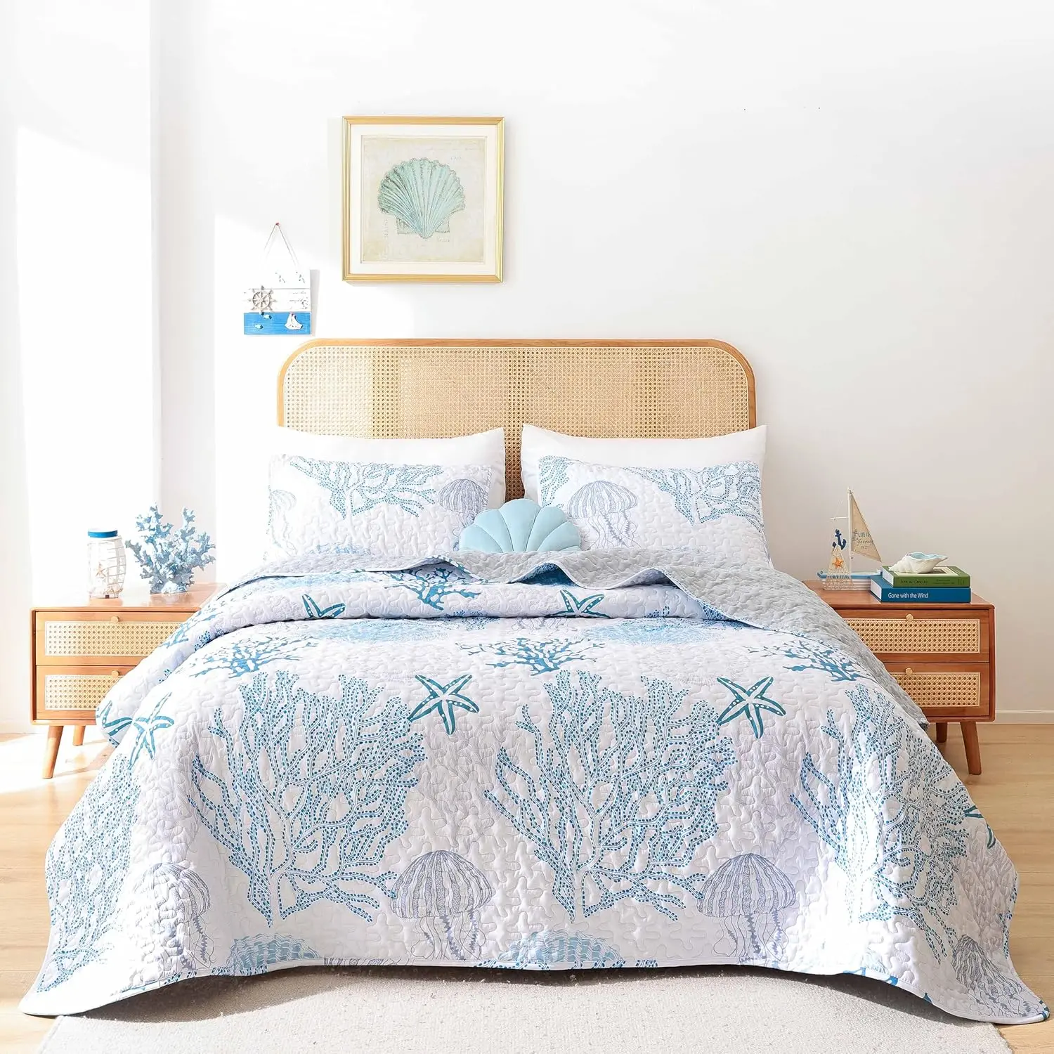 Queen Size Blue Coral Soft Microfiber Bedspread - Nautical Contemporary Beach Bedroom Decor, Lightweight Summer Bedding, Machine Washable, 90''x96'', Includes 2 Pillowcases