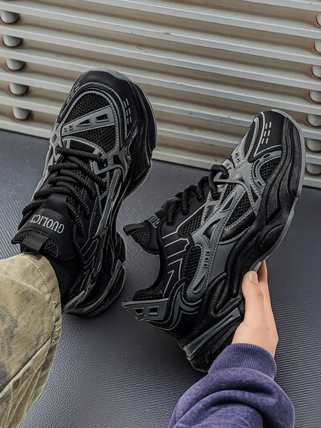 Outdoor Slip-On Slippers, Antislip Slippers, Non Slip Design, Thick Sole Shock Absorption, Comfortable Soft Footwear, Non-Slip Grip, Long Walks Without Fatigue
