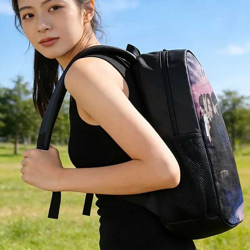 1PC/2PCS/3PCS combination backpack, single-shoulder lunch bag and pencil case, featuring printed designs of members from the same K-POP group, with a background of a pink and purple gradient starry sky and silhouette figures. The overall style is trendy a
