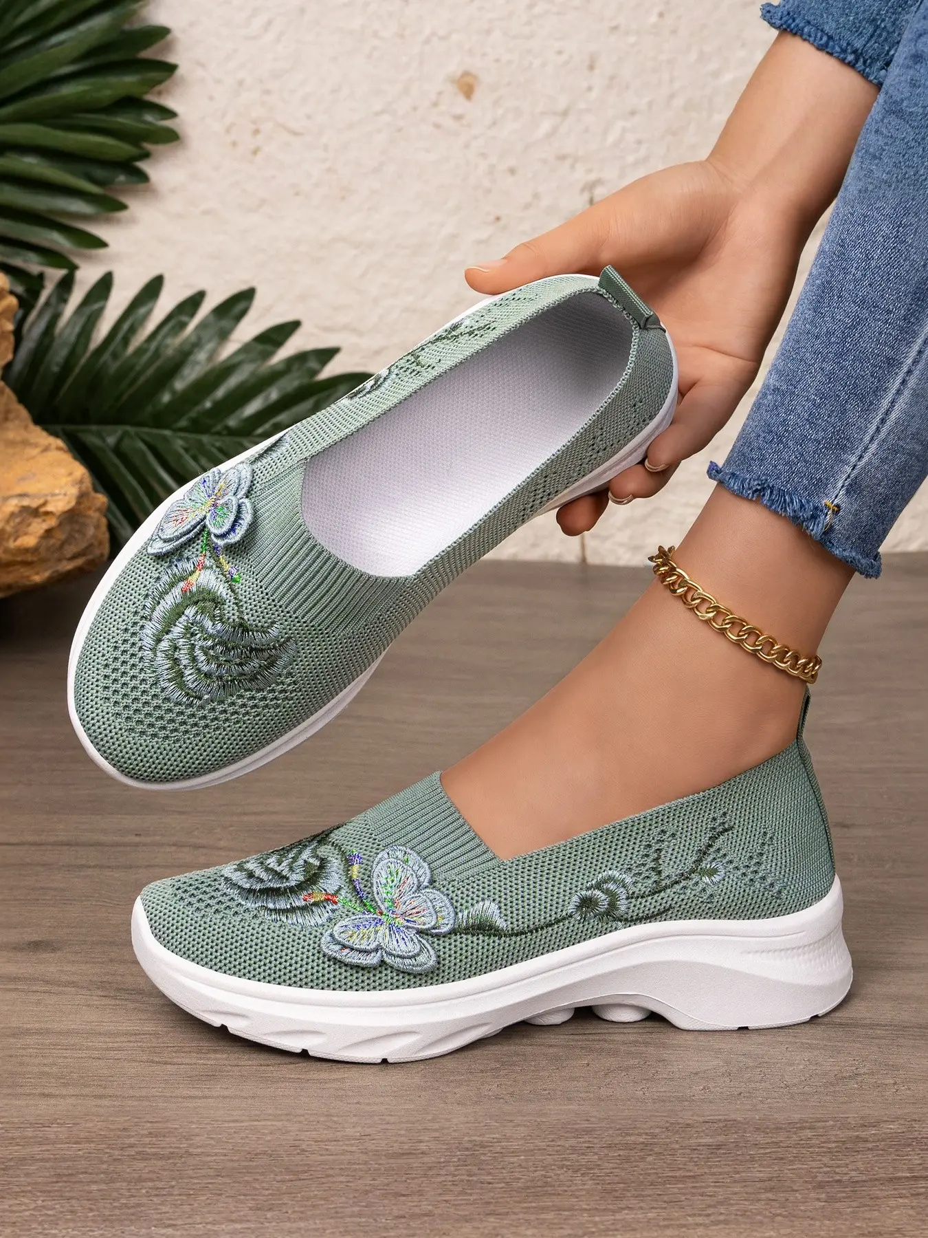 Women's Floral Butterfly Embroidery Hollow Fly Knit Slip-On Platform Walking Shoes, Breathable Mesh Shock Absorbing Non-Slip Wedge Casual Loafers, Chic Versatile Shoes for Summer Daily Walking & Outdoor Travel, Slip On Footwear, Casual Trendy Shoes