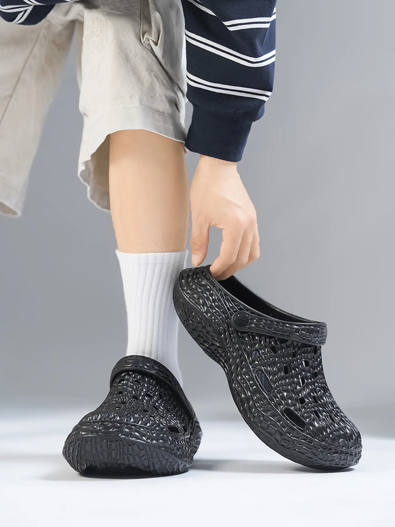 Unisex Croc Texture Platform Clogs Breathable Hollow Adjustable Rotatable Strap Quick Dry Non Slip Outdoor Casual Slippers