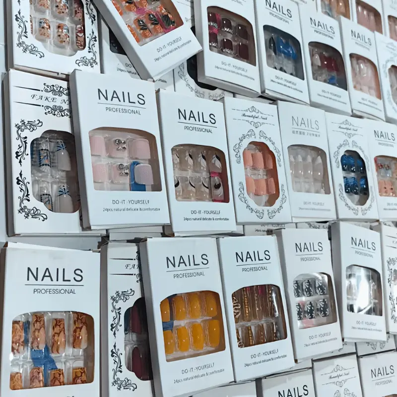 216pcs Shipped randomly  with Multiple Styles And Styles Of Fake Nail Pieces. Reusable Fake Nail Press Nail Perfect Fit, Easy to Wear, Making Your Fingertips Shine Beautiful. Perfect for Parties, Dances, And Daily Wear  Must-have for looks Diy Nails Art
