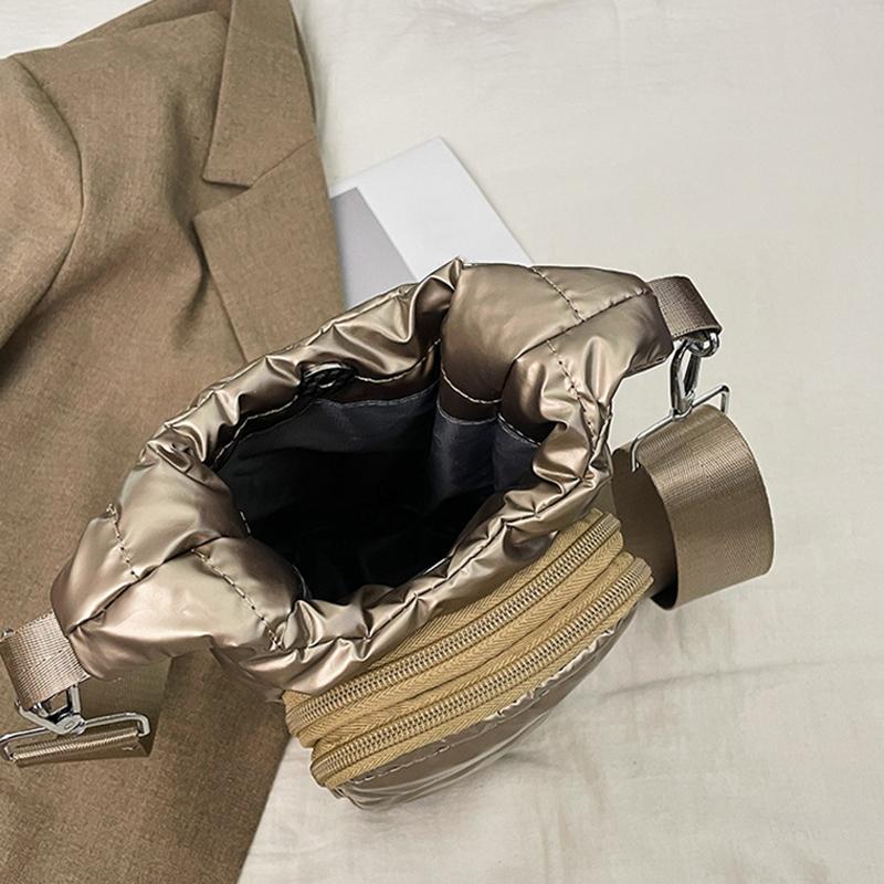 Shoulder Strap Water Bottle Carrier Bag Nylon Front Pocket Water Bottle Holder Down Portable Water Bottle Sling Bag Case Travel