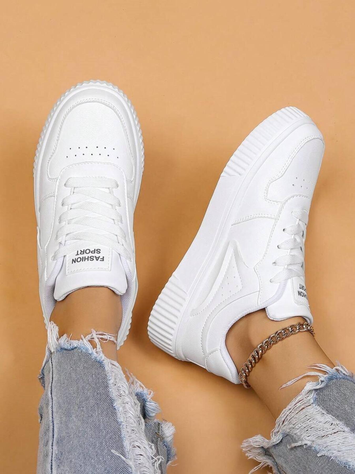 Women's Fashionable Lace Up Low Top Sneakers, Casual Comfortable Breathable Sports Shoes, Female All-match Round Toe Shoes for Daily Wear