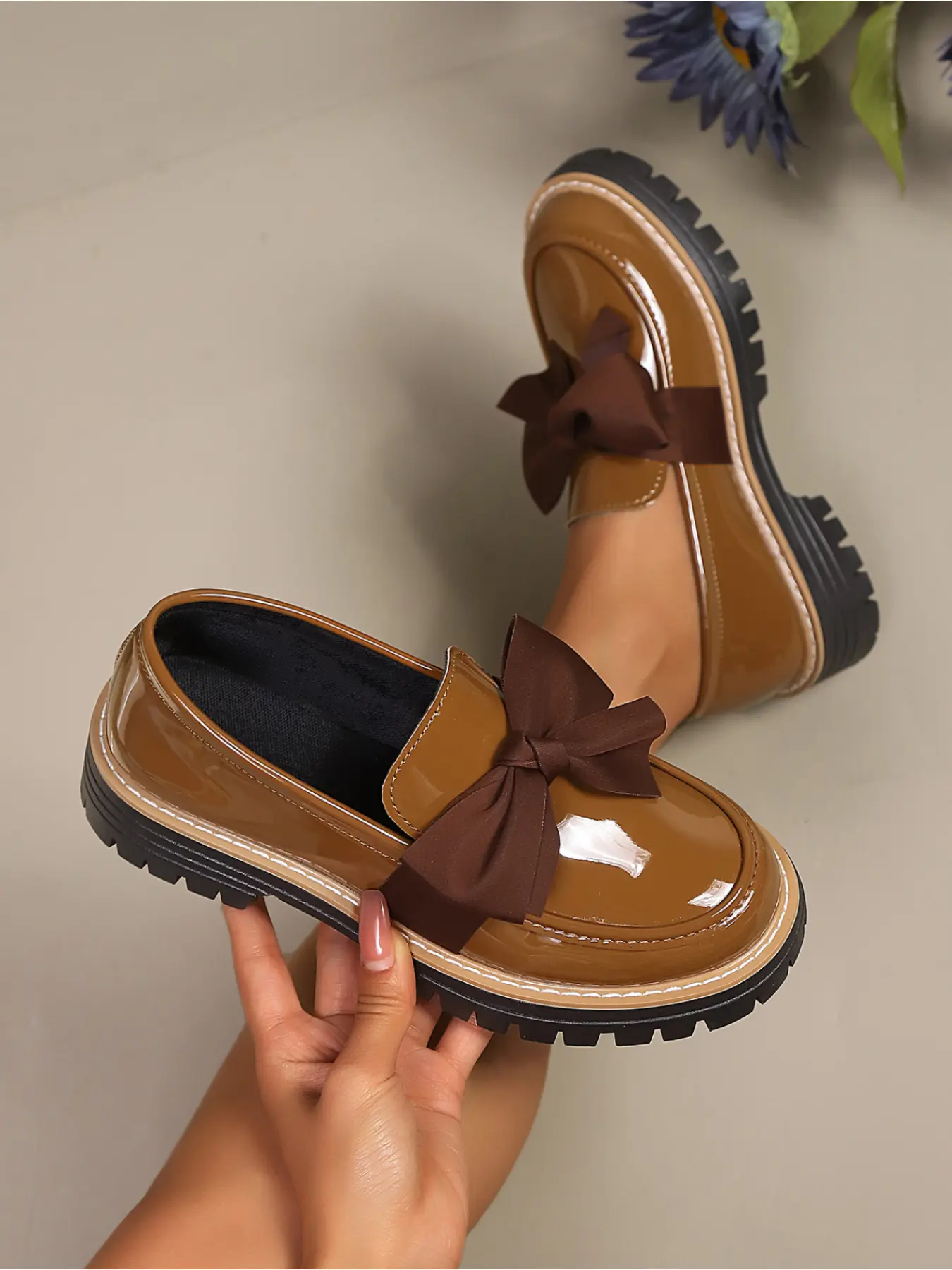 Women Sweet Big Bow Platform Thick Sole Loafers All Seasons Shoe Glossy Slip On Lug Sole Fashion Dress Shoes Comfort Height Increase Non Slip Preppy Flat Shoes For Daily Date Holiday Party Gathering