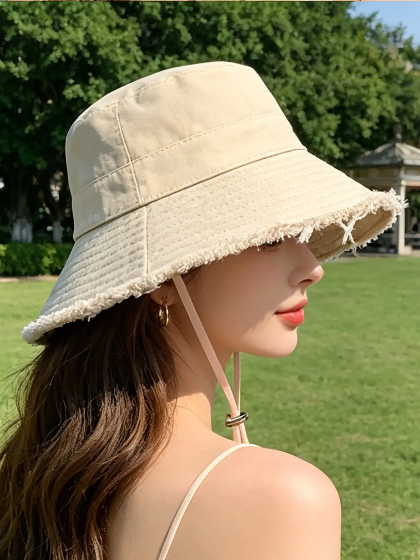 Unisex Bucket Hat with Adjustable Wind Cord, Foldable Sun Hat, Sunscreen Leisure Hat for Outdoor Activities, Casual Slim-Fit Hat for All Seasons