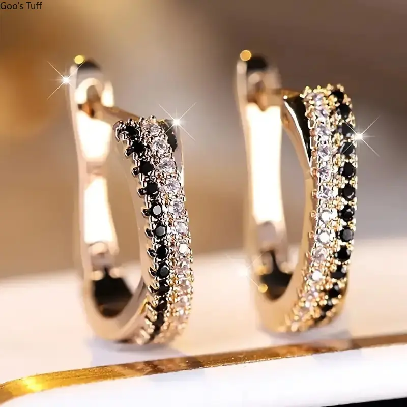 Women's Heart Full Pave Ear Buckles, Trendy Minimal Luxury Costume Jewelry, Elegant Versatile Earrings for Daily Wear & Dating