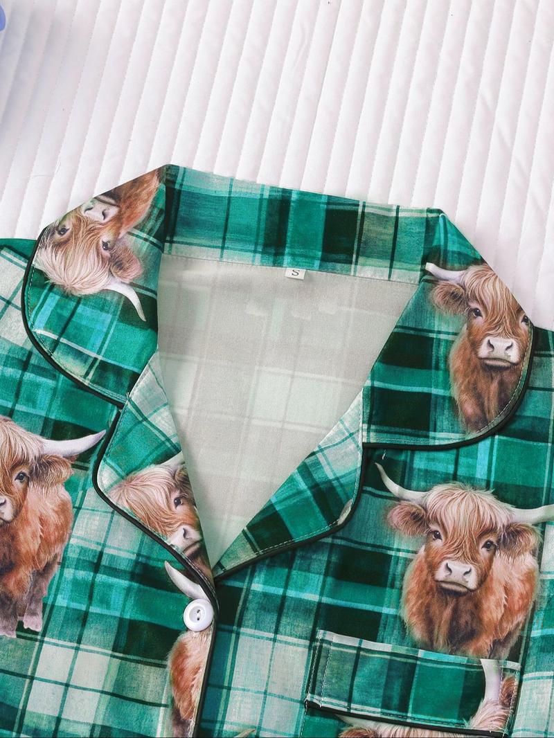 Women's All Over Cow Print Shirt & Elastic Waist Shorts Pyjama Two-piece Set, Casual Comfy Pajama, Casual Comfy Short Sleeve Top & Shorts PJ Set, Ladies Sleepwear for All Seasons, Loungewear