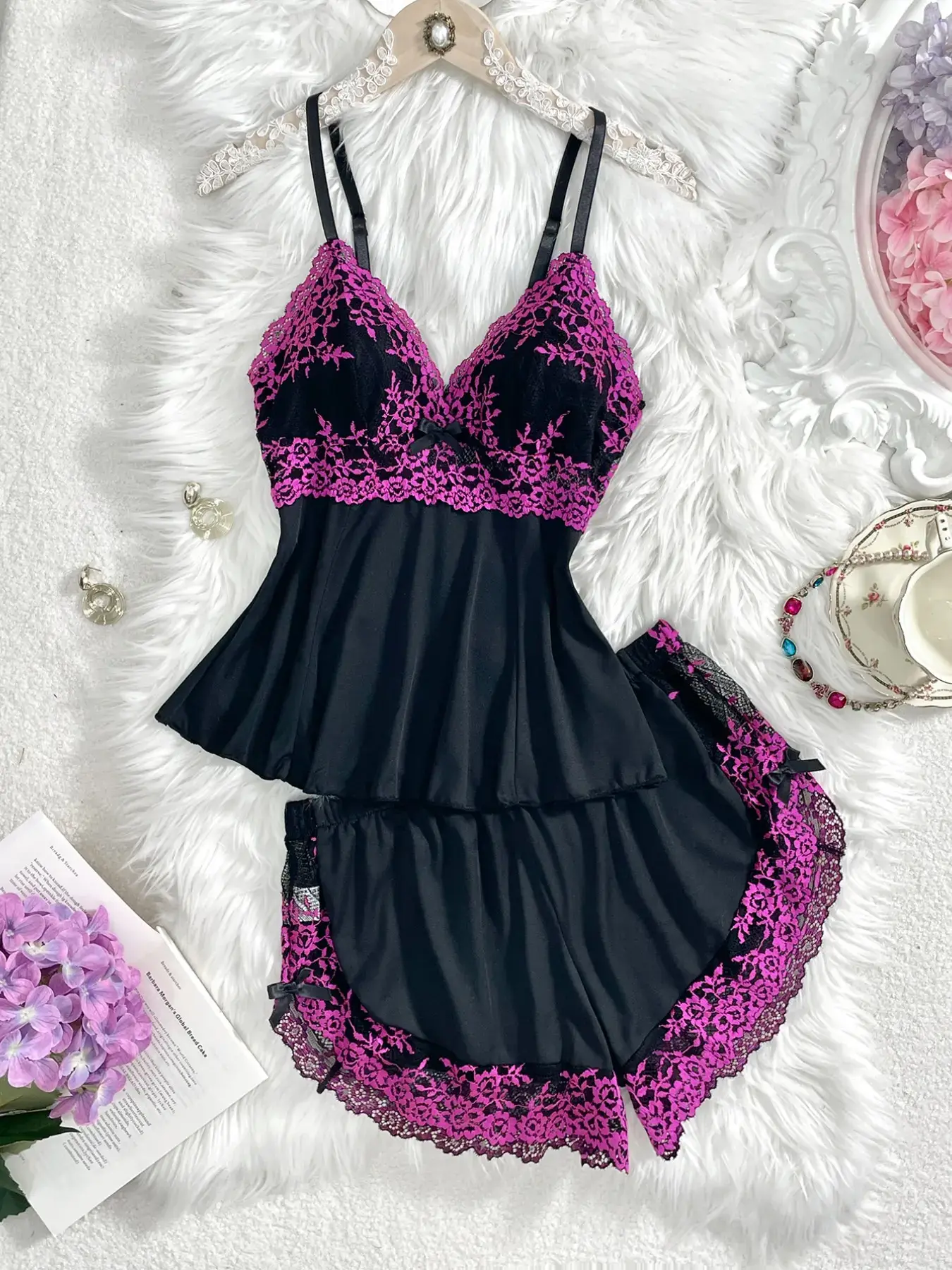 Women's Lace Edge Pajama Set, Lingerie Underwear Set, Sleeveless Sexy Fitted Top with Shorts, Comfortable Homewear Home Sleepwear Loungewear for All Seasons, Underwear, Lingerie Outfits