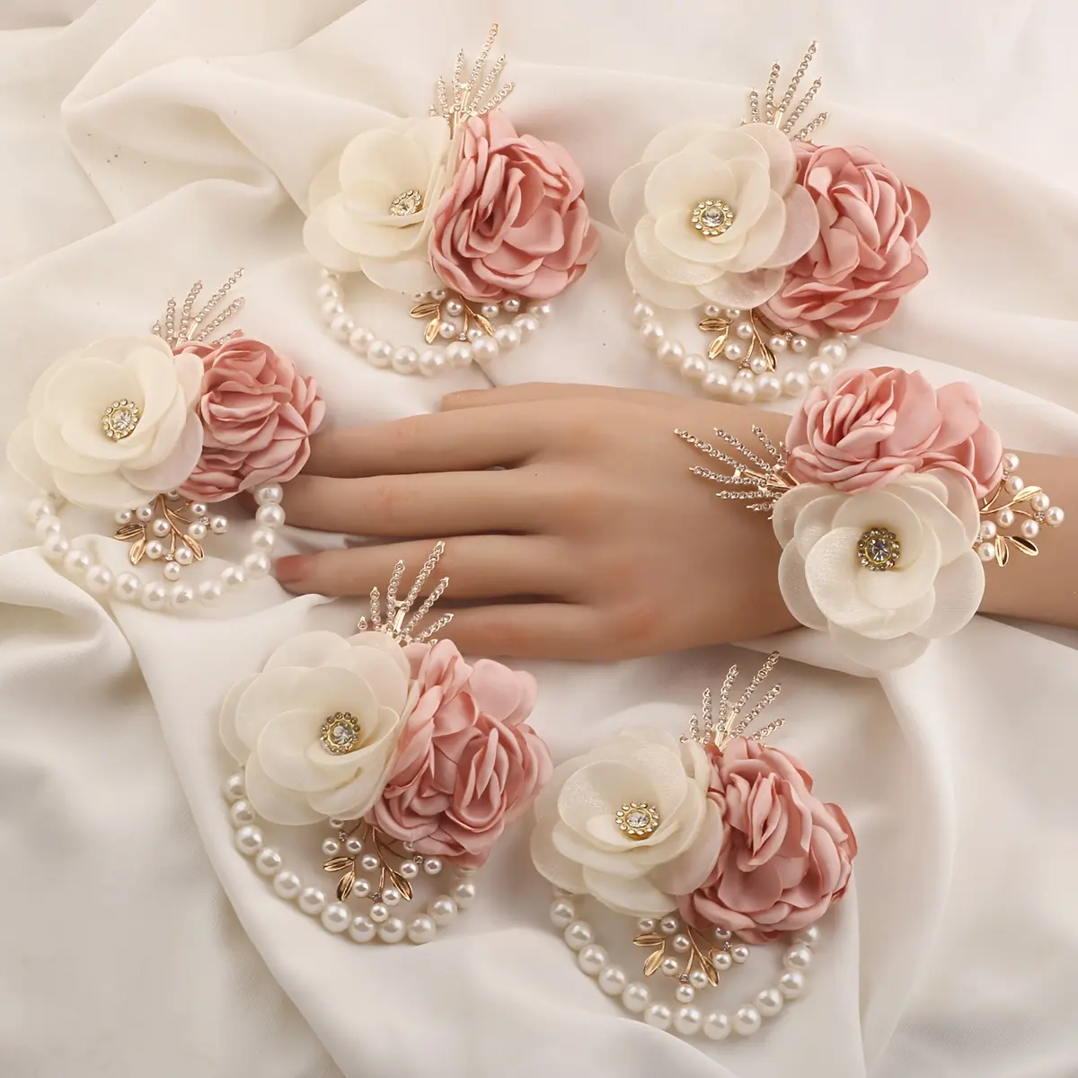 6pcs Romantic Pink Flower with Milk Gauze Rose Bridesmaid Wrist Flower Handmade Golden Leaf Rhinestone Wedding Party Evening Prom Season Valentine'S Day Elastic Pearl Wrist Flower Additions