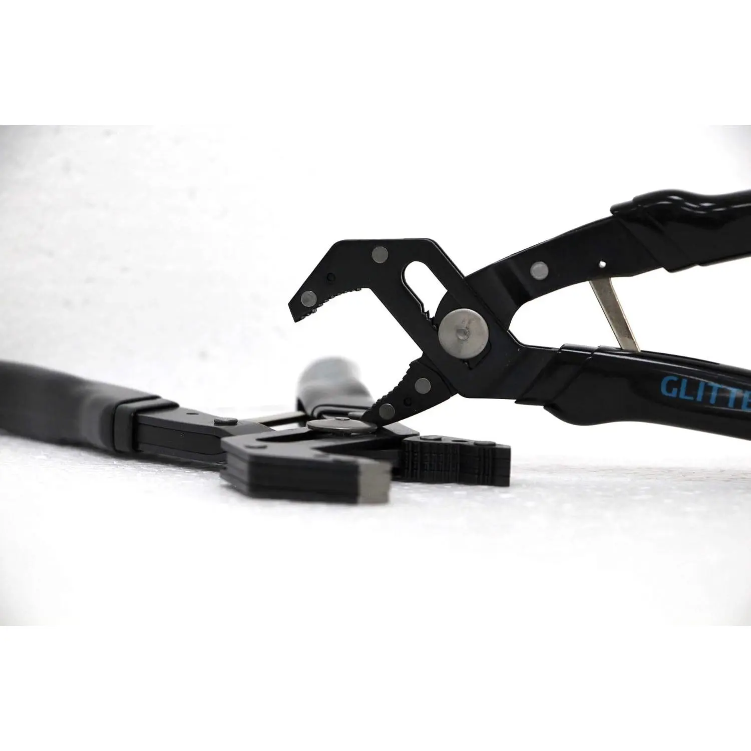 10-in Robo-Style V-Notch Self-Adjusting Pliers with Adjustable Jaw for Grip Tasks