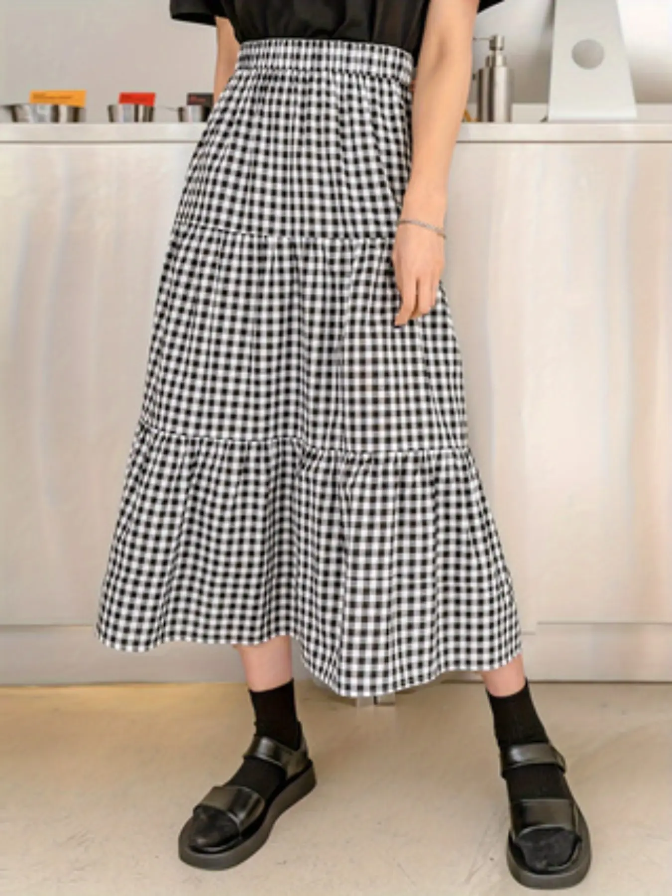 Vintage Plaid Midi Skirt, Elastic Waist Ruffle Layered Loose Fit Cake Dress, Retro Style Half-Length Skirt for Women
