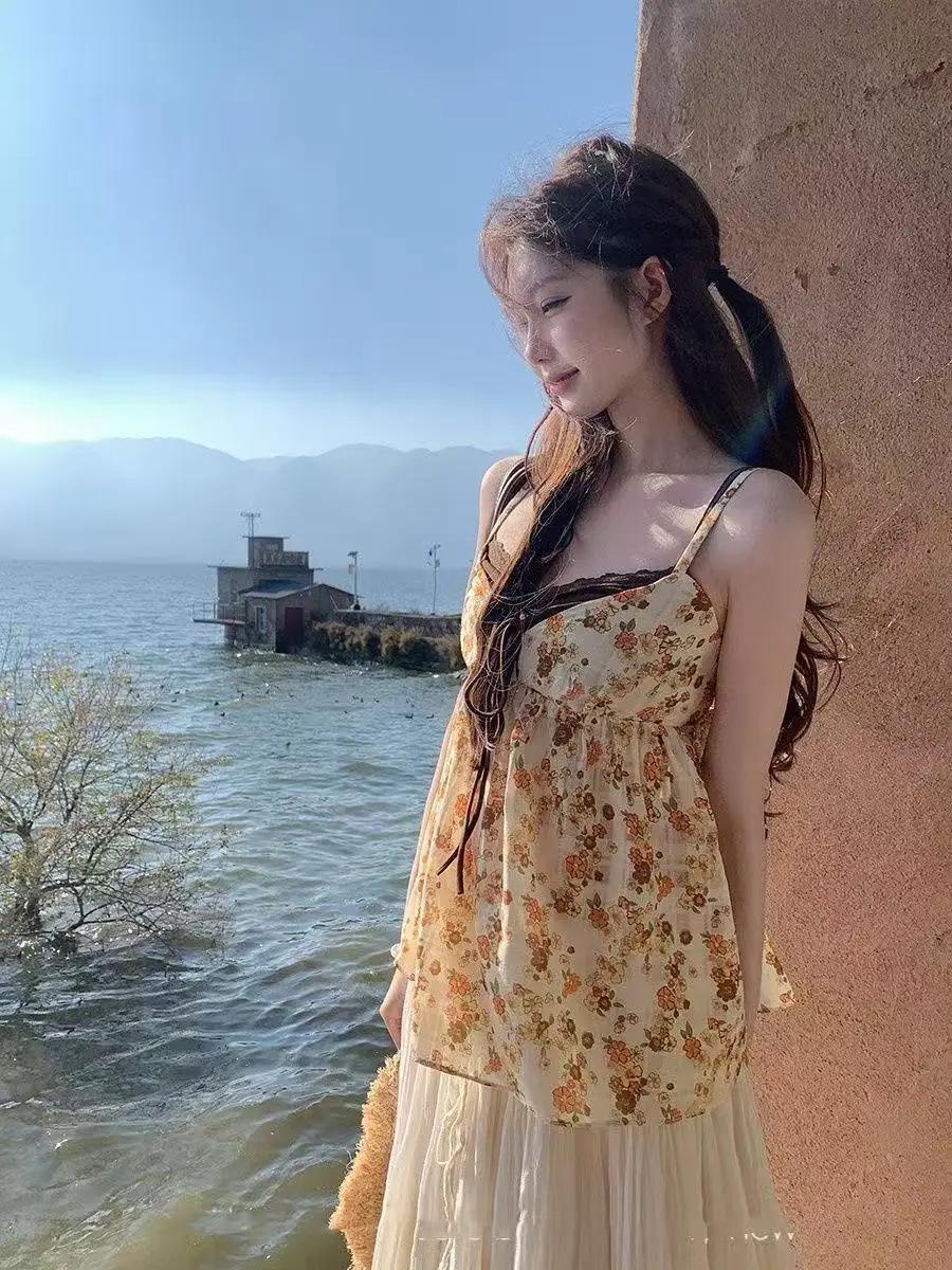 French Floral Fake Two Piece Lace Cami Top Women Summer Slim Fit Sweet Sexy Chic Camis Style Streetwear Fashion Outfit 2026 New