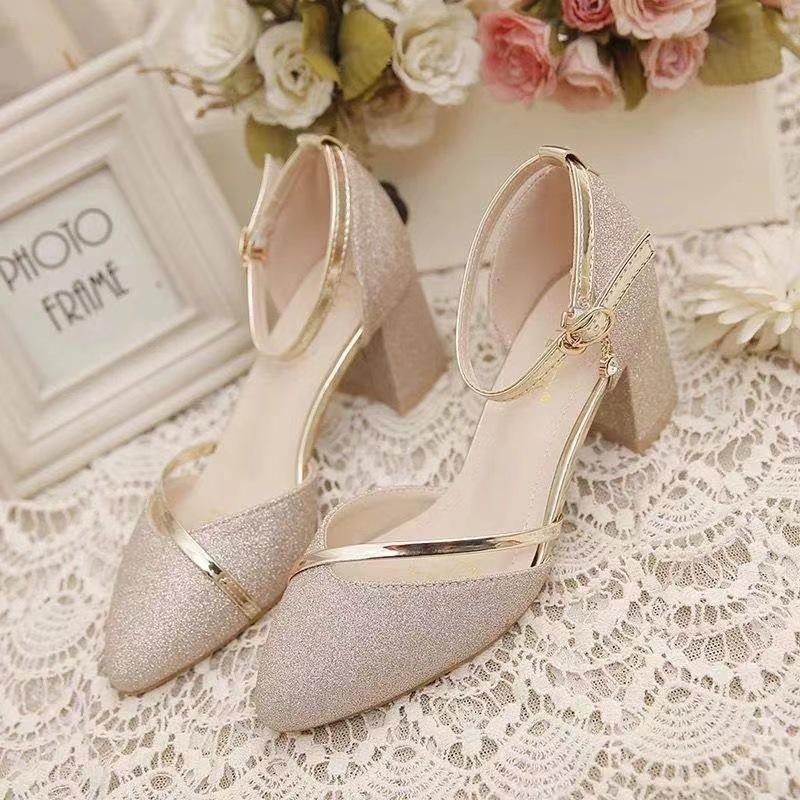 Spring Women Korean Style One Strap Closed Toe Sandals Chunky High Heels Pointed Toe Hollow Design Comfortable Feet