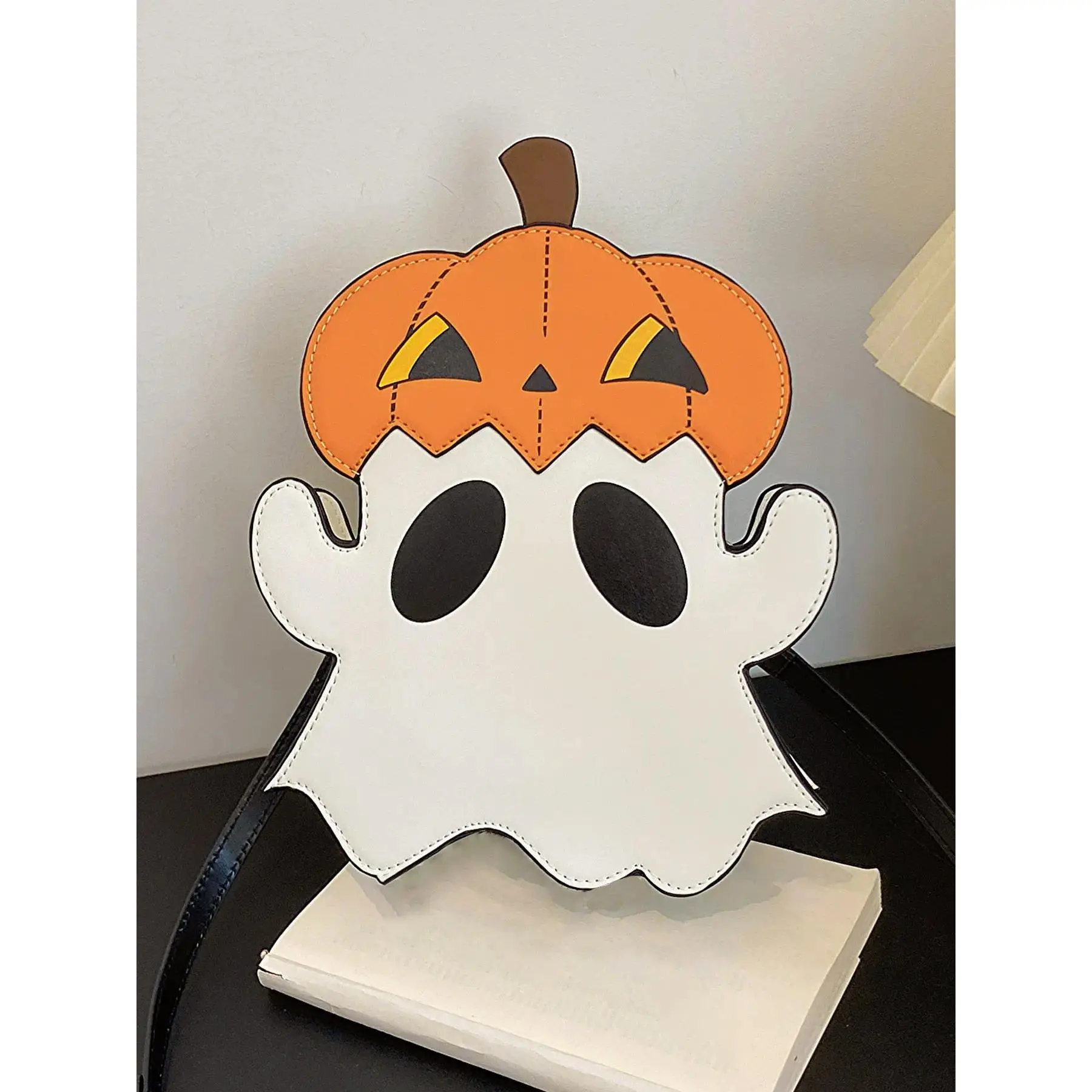Halloween Pumpkin Ghost Crossbody Bag for Women, Cute Cartoon Spooky Shoulder Bag, Y2K Aesthetic Trend Mini Handbag, Funny Cute Personality Fashion Niche Design Purse, Lightweight Versatile Daily Use Commuter Bag for Parties, Events, Streetwear, Cosplay &