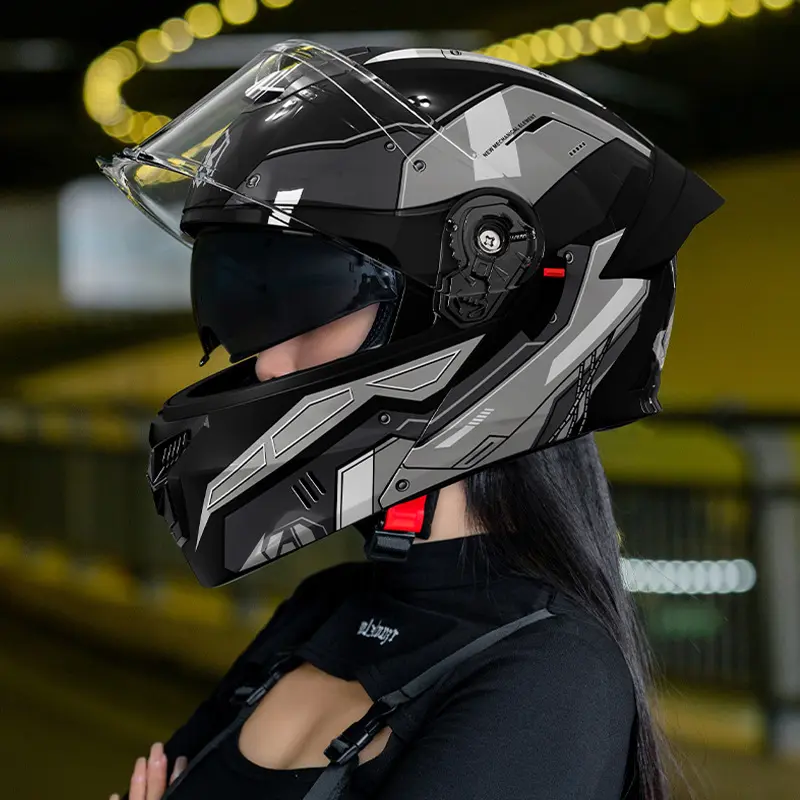 Modular Flip-Up Motorcycle Helmet, All-Season Impact-Absorbing Foam Shell Strap Visors with Flip-Up Shield, City Travel Safety Gear for Men & Women Electric Scooter Riding