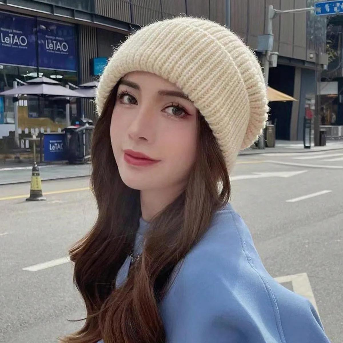 Women Style Solid Color Thick Knit Pile Hat, Knitted Hat for Fall and Winter, Warm and Ear Protection, Loose and Casual Cold Hat