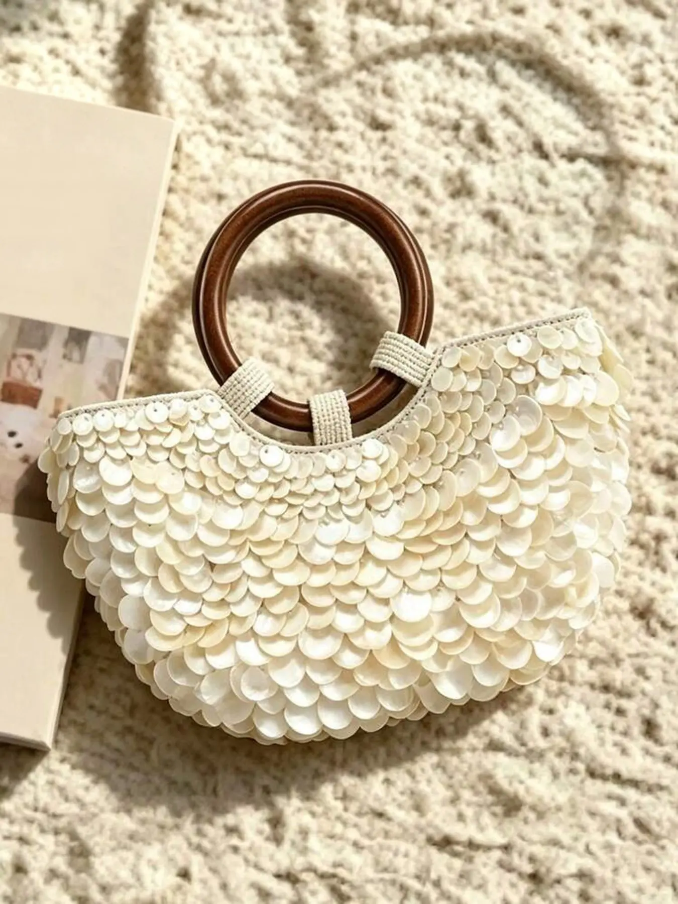 Gentle and elegant artistic style retro sequin handbag, fashionable and fresh atmosphere, practical and versatile handbag, can accommodate mobile phones, tissues, suitable for beach vacations, friend gatherings, Bling Handbag
