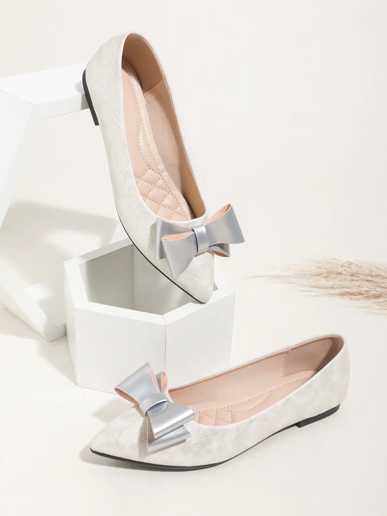 Multicolor Fairy Flat Pointed Toe Bow Shoes for Women, Slip-On Casual Ballet Shoes, Casual Fall Shoes, Medium Width, All Seasons, Fashionable Commuter Shoes