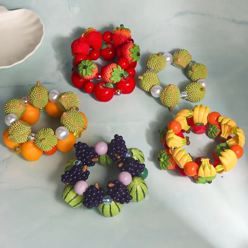 Summer Fruit Beaded Bracelet for Women, Colorful Y2K Aesthetic Resin Charm Bracelet Cute Dopamine Style Jewelry, Lightweight Stackable Candy Fruit Bracelet for Beach Vacation Outfit Gift for Her