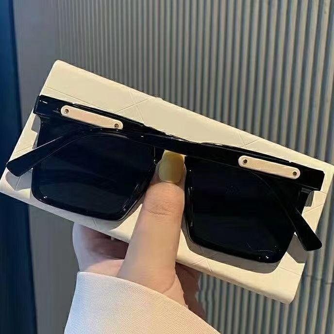 Trendy Oversized Sunglasses for Women Men UV Protection Fashion Shades Big Face Flattering Driving Glasses