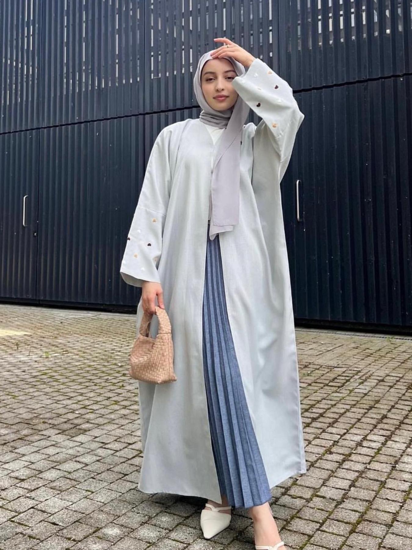 Women's Heart Embroidery Long Sleeve Abaya, Modest Casual Outerwear for Daily Wear, Ladies Islamic Clothing for All Seasons, Modesty Abaya