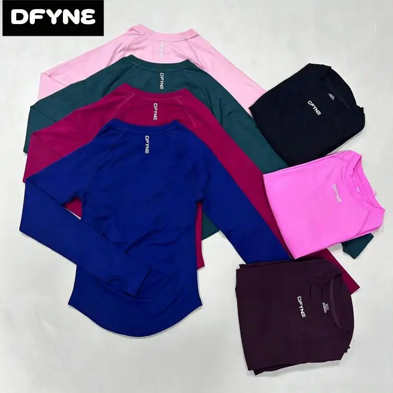 Women's DFYNE Seamless Curved Hem Long Sleeve Athletic Clothes - Slim Fit Dry Fit Active Fitness Shirt, Compression Gym Top with Thumbholes, Sporty Chic Hourglass Workout Top