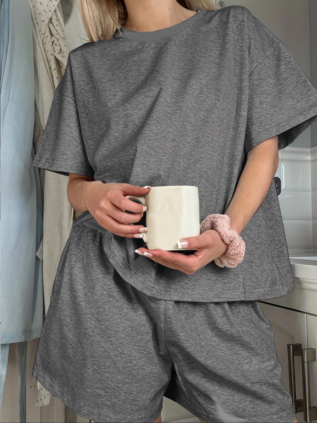 Women's Solid Color Short Sleeve Round Neck Tee & Pocket Elastic Waist Shorts Loungewear Two-Piece Set, Casual Comfy Breathable PJ Set, Loungewear Pjs Set for Daily Home Wear, Ladies Summer Sleepwear