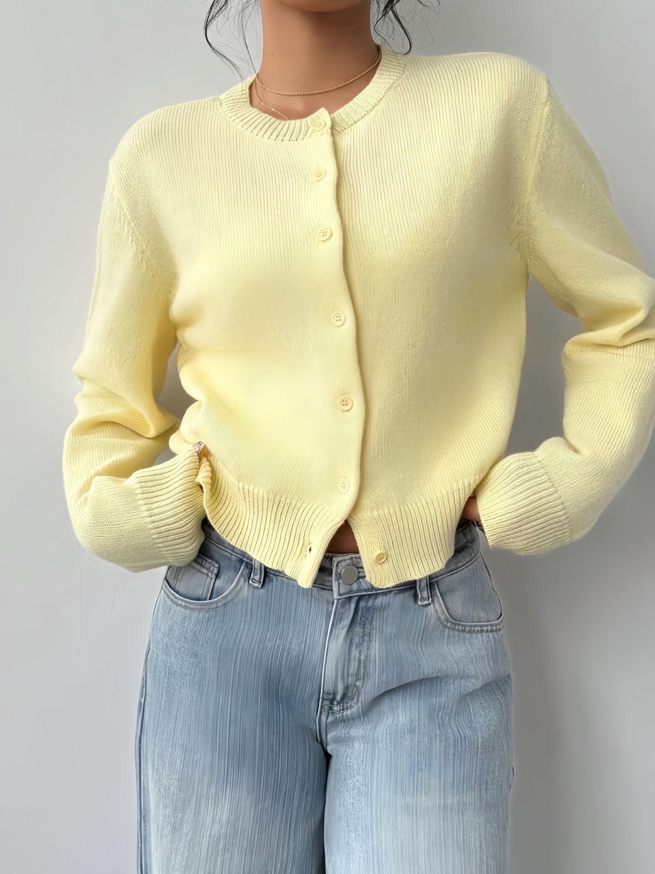 Women's Elegant Knitwear Button Cardigan Sweater for Spring and Autumn, Simple and Versatile Slim Fitted Top for Casual, Stylish Women's Clothing