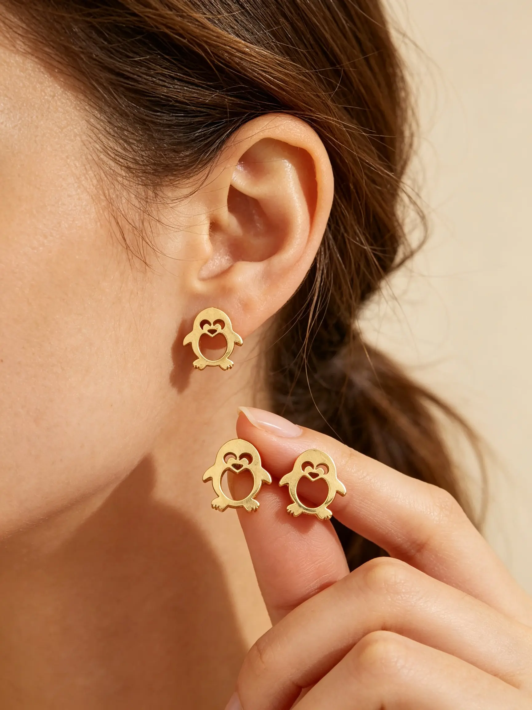 Minimalist Hollow Cartoon Penguin Earrings, Elegant Animal Design Studs, Multiple Color Options, Perfect for Daily Wear, Travel, Commute