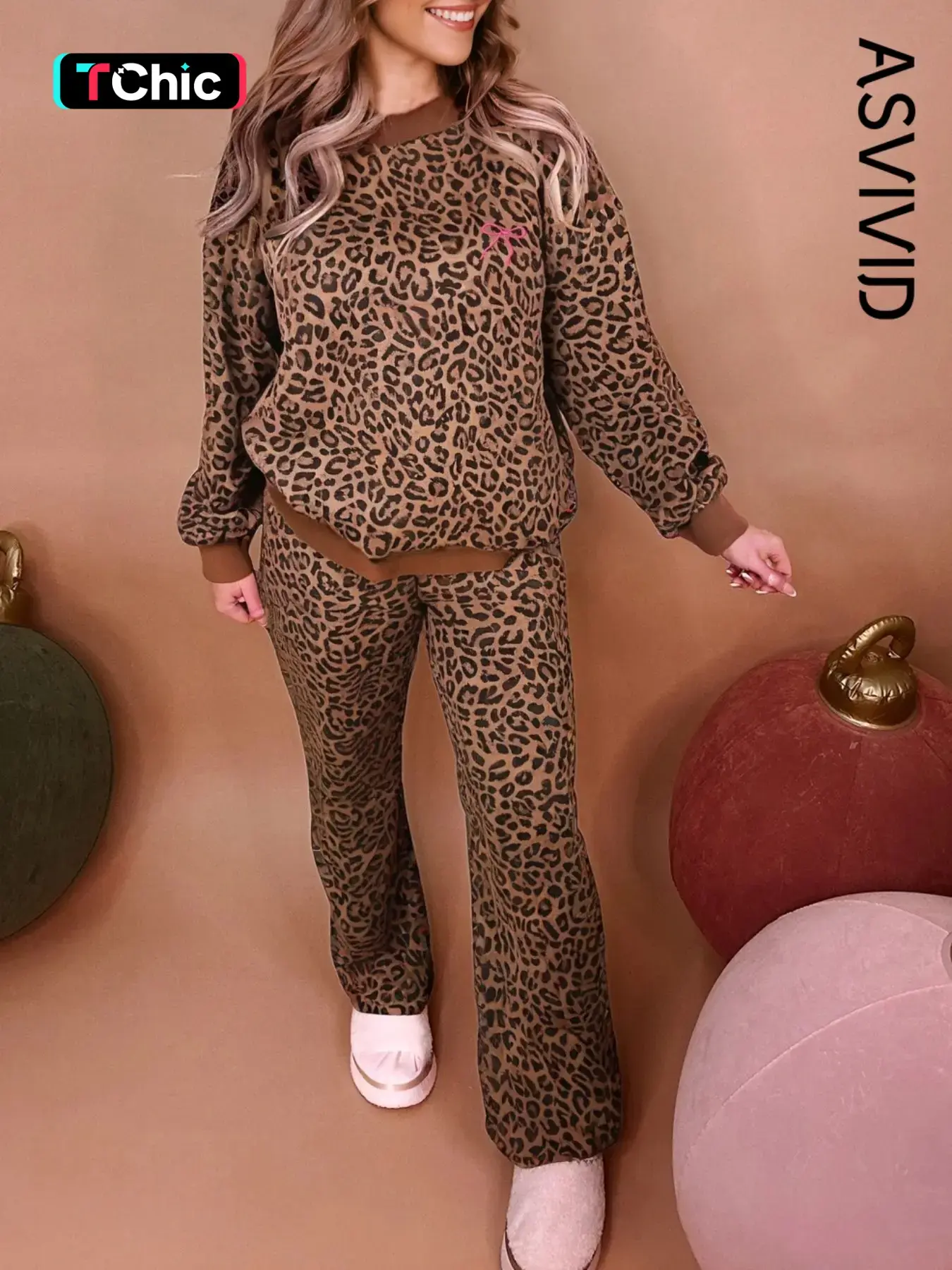 Women's Casual Leopard Print Contrast Trim Sweatshirt Set with Drawstring Waist Pants, Long Sleeve Two-Piece Matching, Spring & Fall Fashion