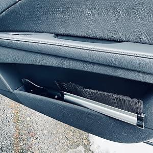 Retractable Snow Brush with Ice Scraper Car Snow Removal Tool Extendable Long Handle for Car Truck SUV Winter Driving Emergency Must Have