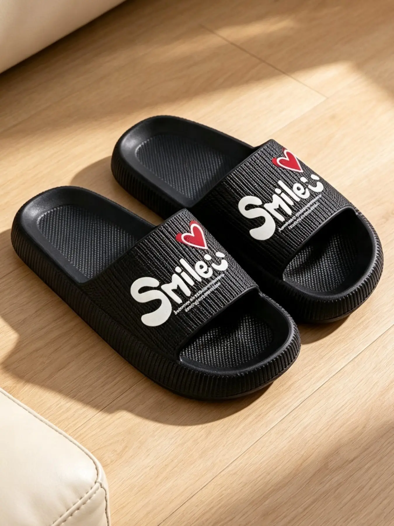 Smiley Heart Print Thick Sole Cloud Slides, Non-Slip Eva Pillow Slippers, Indoor & Outdoor, Summer Loungewear Footwear, Size Up for Wide Feet