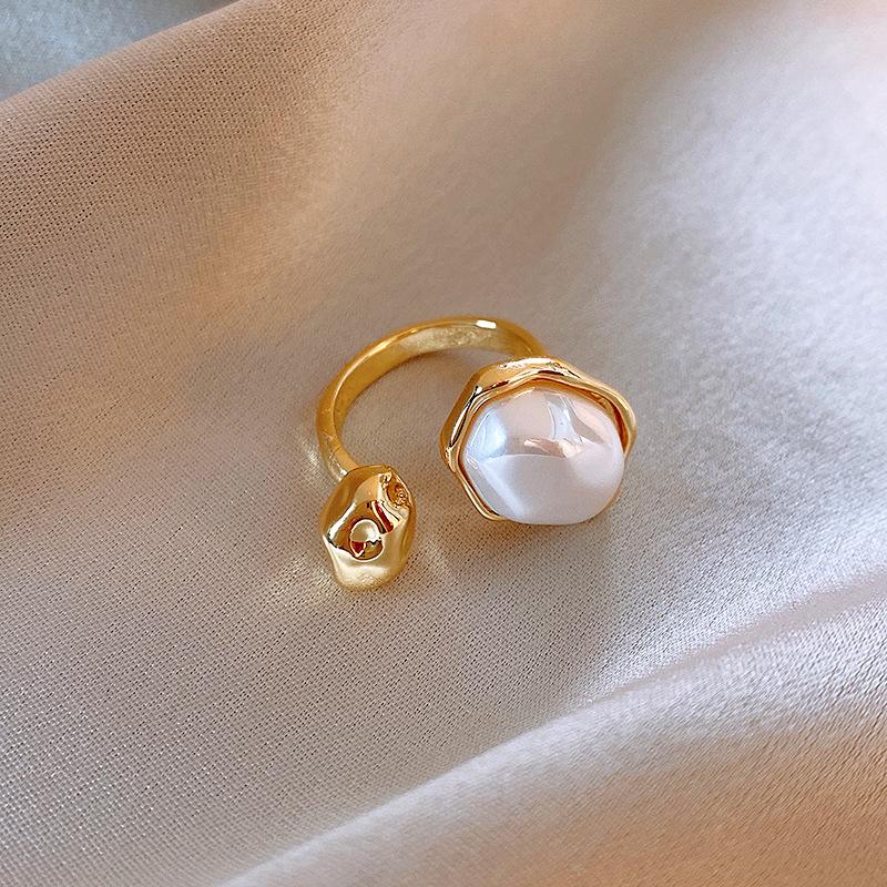 Irregular oval pearl open ring, European and American design, fashionable and creative, gold and silver color, popular online style women's ring