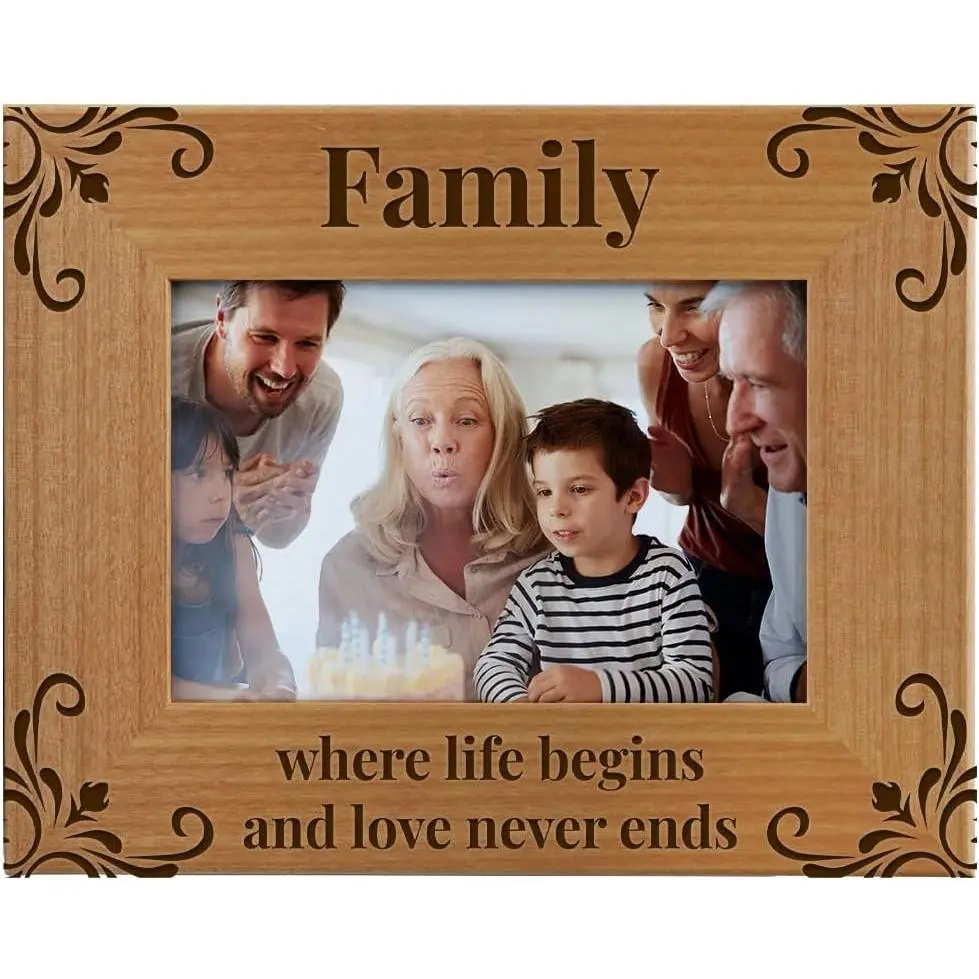 CEDAR CRATE MARKET - Family Photo Frame for Family Pictures - Reunion Gift for Mom Dad, Grandma - Mothers Day, Fathers Day, Birthday - Engraved Natural Wood Photo Frame Fits a 4x6 Horizontal Portrait