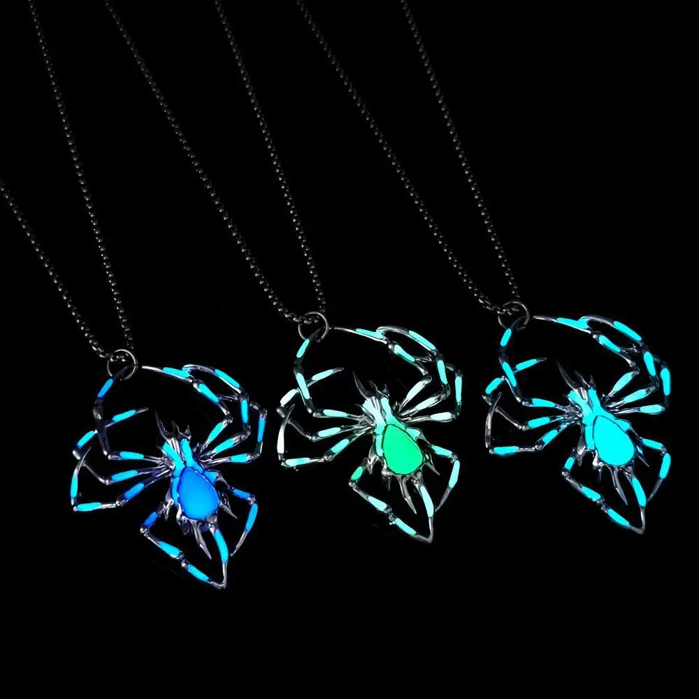 Fashion Accessory Glow in the Dark Spider Necklace – Halloween Party, Kids Gift, Gothic Punk Jewelry