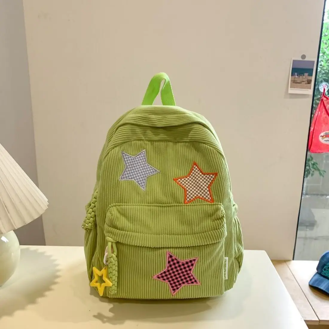 Unisex Y2K Retro Star Print Backpack, 90s Checkerboard Graphic Daypack with Cute Pendant, Lightweight Large Capacity Multi-Pocket Bag with Zipper Closure for Streetwear, College, Travel, Hiking and Everyday Outdoor Use