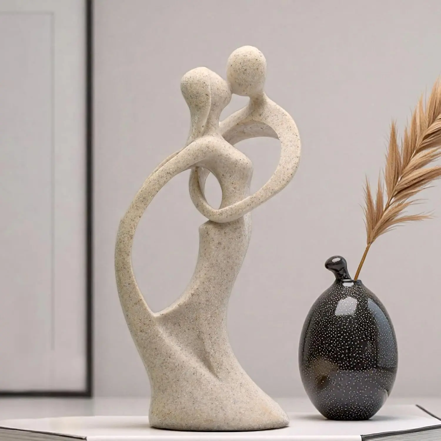 Modern Abstract Couple Statue, Kissing Lovers Sculpture Figurine for Home Decor Living Room Bedroom Bookshelf Office, Gift for Wedding Anniversaries, Love Decor Ornament for Couple Valentines