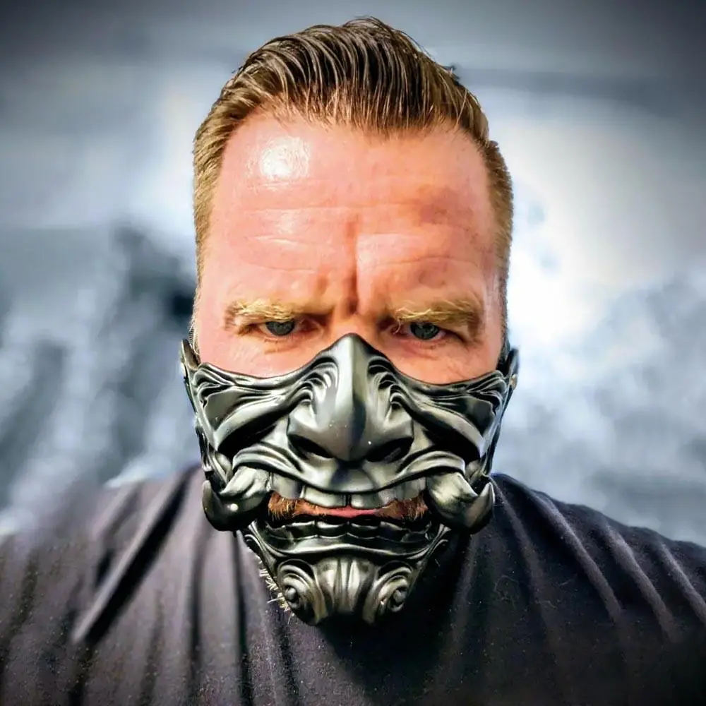 Japanese Hannya Prajna Ninja Mask Cosplay Demon Oni Samurai Kabuki Half Face Resin Mask Halloween Carnival Party Costume Props