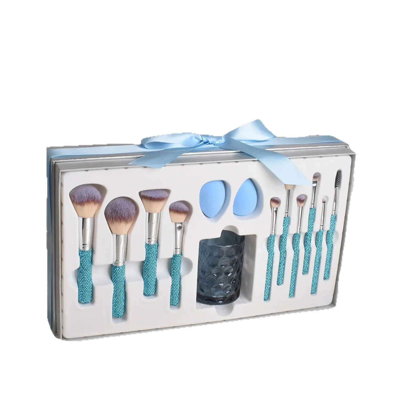 Brand new 13PCS diamond-studded makeup brushes, lots of colours to choose from, eyeshadow and contour brushes