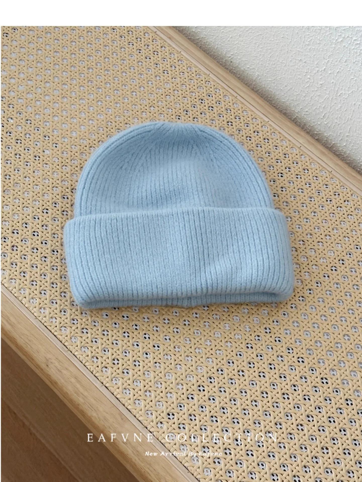 1pc Warm Knit Beanie for Men Women,Slouchy Beanie Hats Winter Knit Cap Soft Ski Hat Unisex,Thick Fisherman Cuff Plain Skull Caps