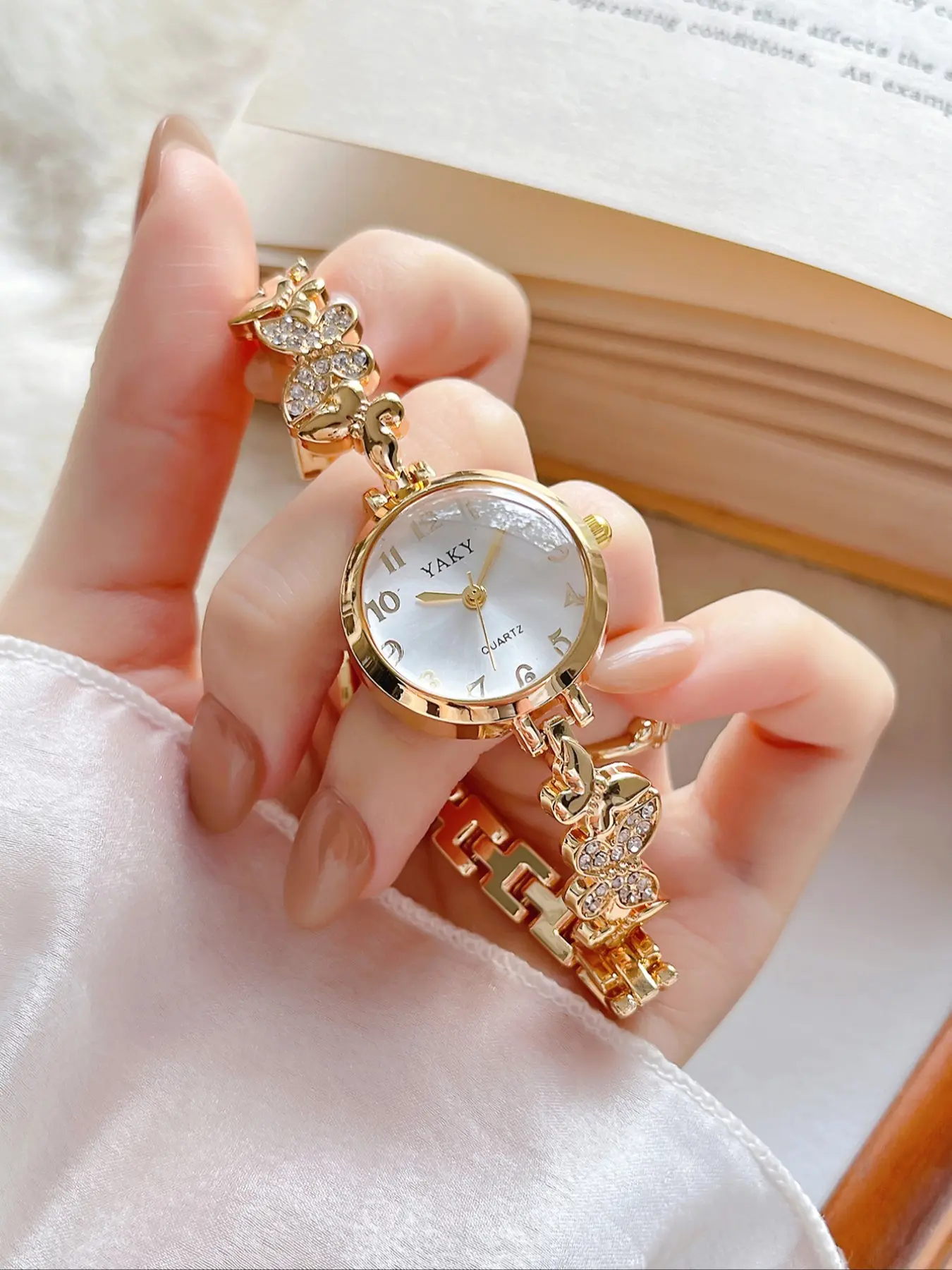 Women's Quartz Wrist Watch Elegant and Sexy Casual Fashion Analog Watch Perfect Gift for Valentine's Day Mother's Day Christmas Birthday New Arrival Hot Sale Top Brand Luxury Female Girls Favourite