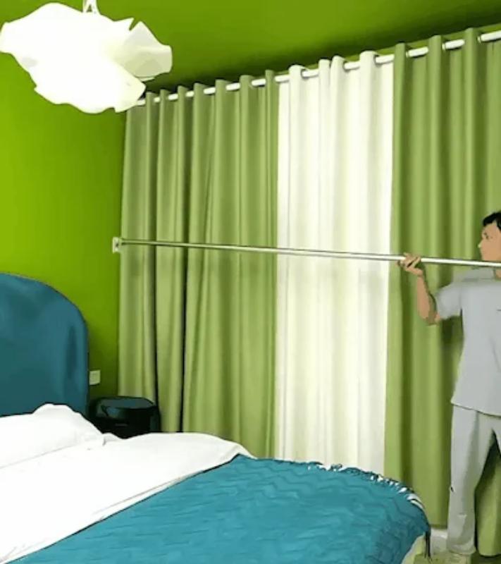 Drill-Free Adjustable Rod White Shower Curtain Rod Adjustable Stainless Steel Tension Telescopic Rod Retractable Hanger Rod